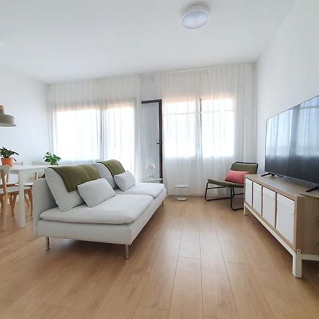 Appartement Acojedor Piso Cerca Del Metro à Cornellà de Llobregat Extérieur photo