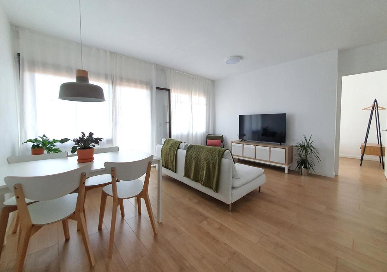 Appartement Acojedor Piso Cerca Del Metro à Cornellà de Llobregat Extérieur photo